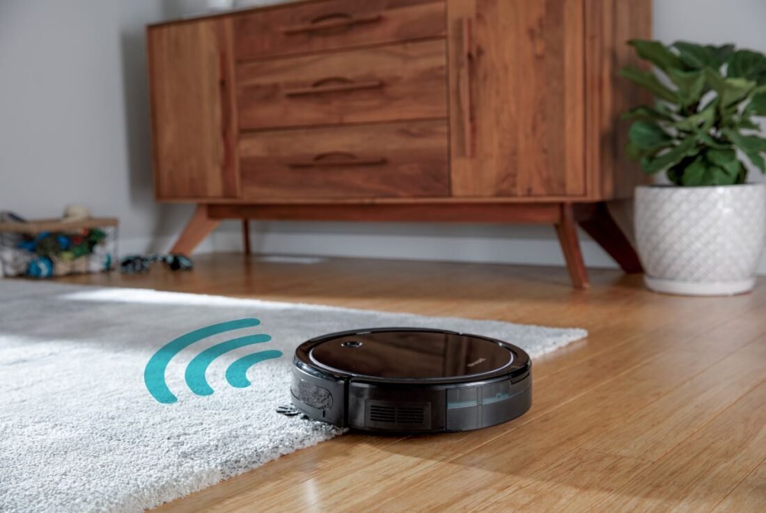 Robot aspirador conectando